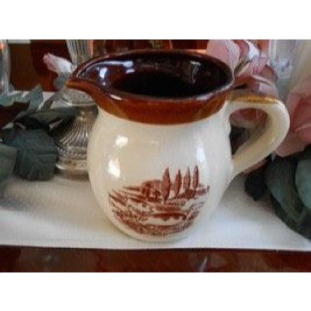 HIMARK Gourmet Kitchen Pig Pen Farm Scene Two Tone Brown Small Pitcher